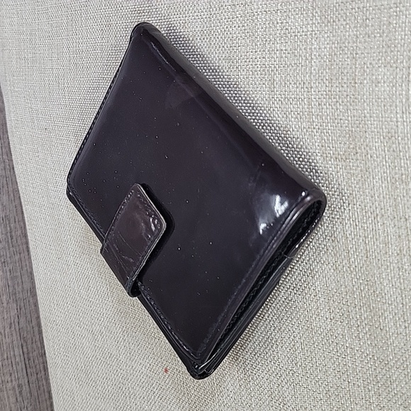 Salvatore Ferragamo Black Leather Wallet - Picture 4 of 11